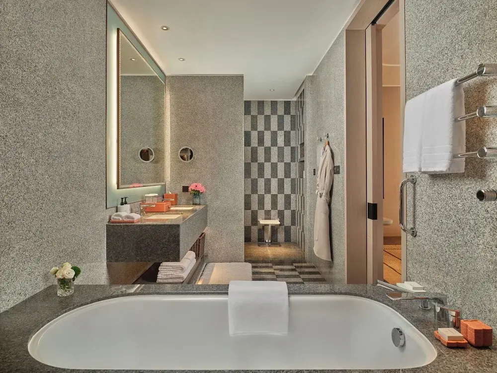 Standard Double room (full double bed)