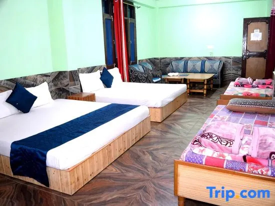 Standard Double Family room (twin beds)