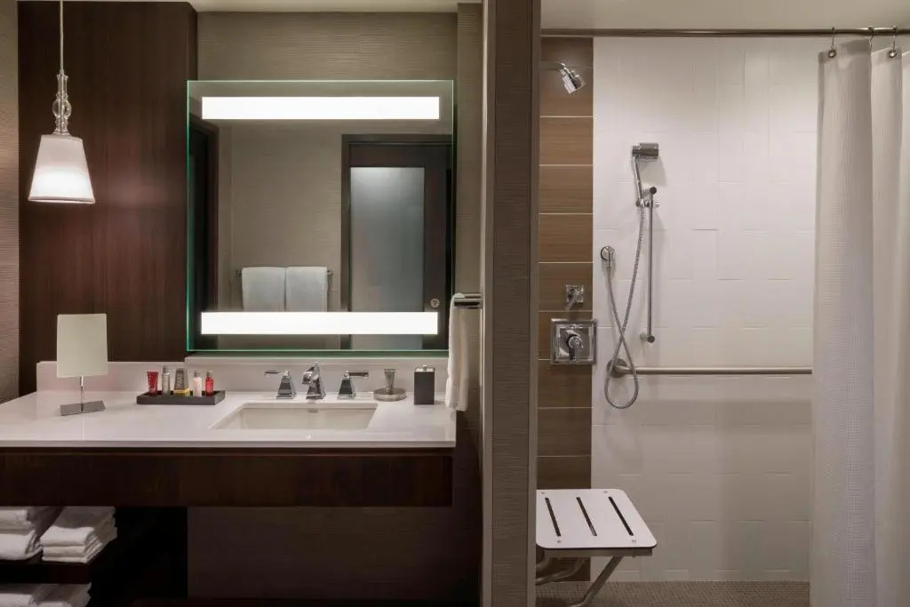 Buffalo Marriott at LECOM HARBORCENTER - Chambres