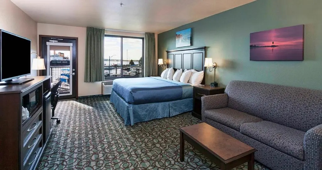 Park Point Marina Inn - Chambres