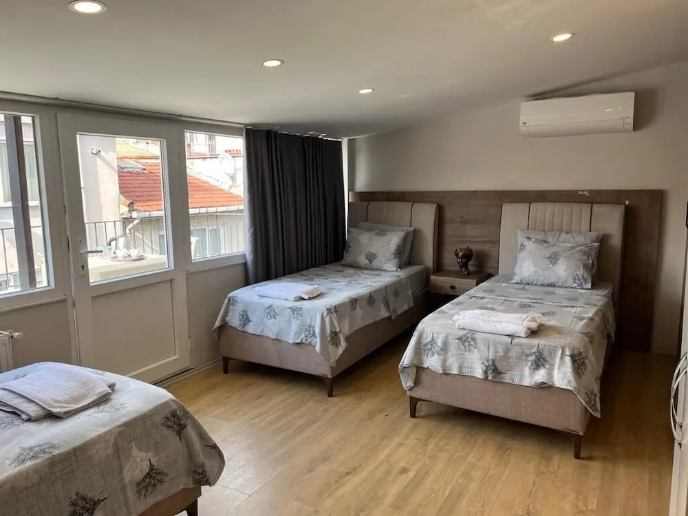 Отель Besiktas Guest Hotel в Стамбуле