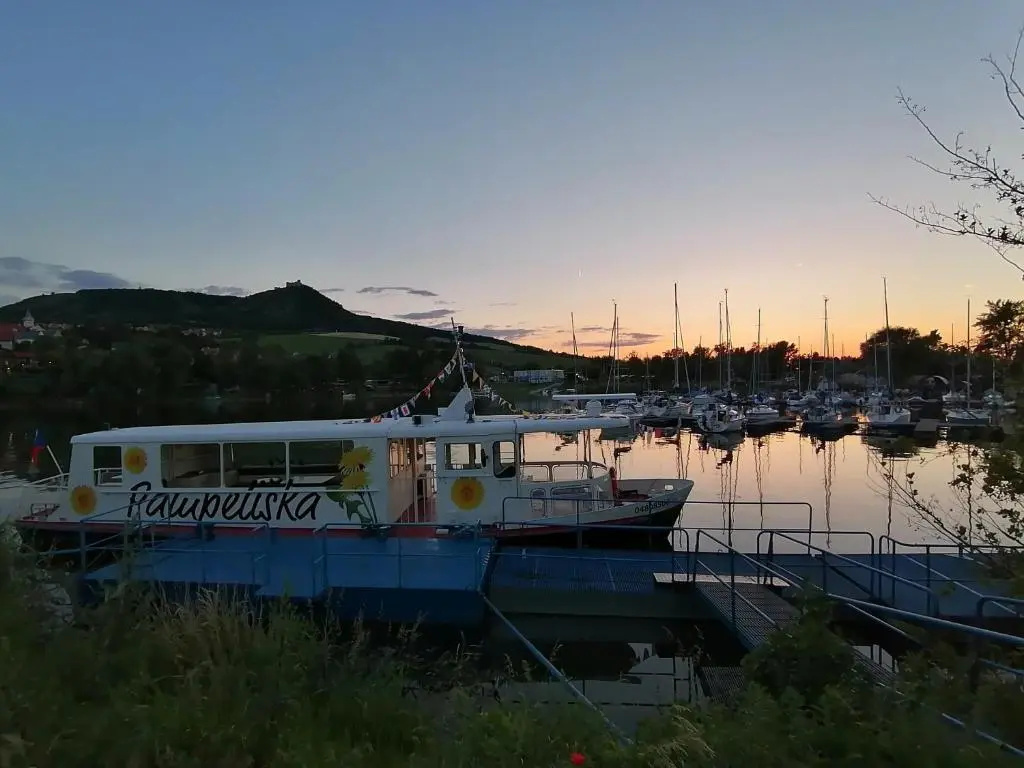 Penzion Nad jezerem