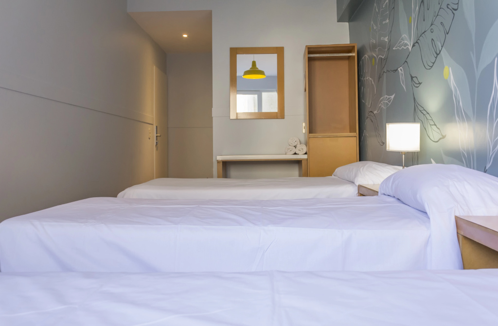 Circus Hotel & Hostel — 4