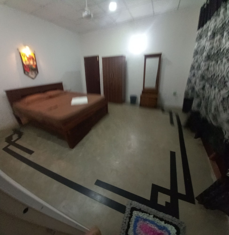 Economy room