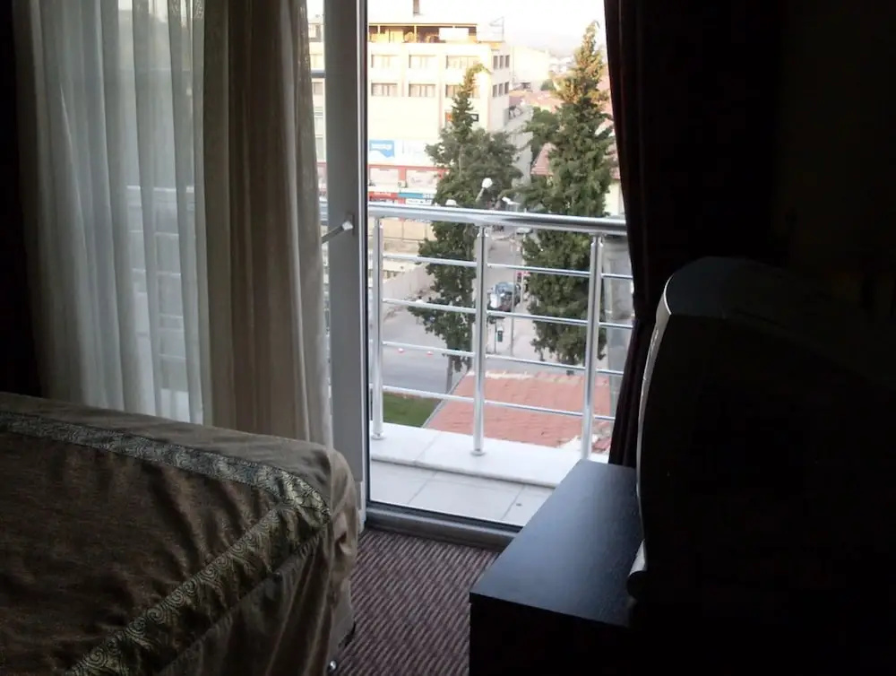 Balcony & Terrace