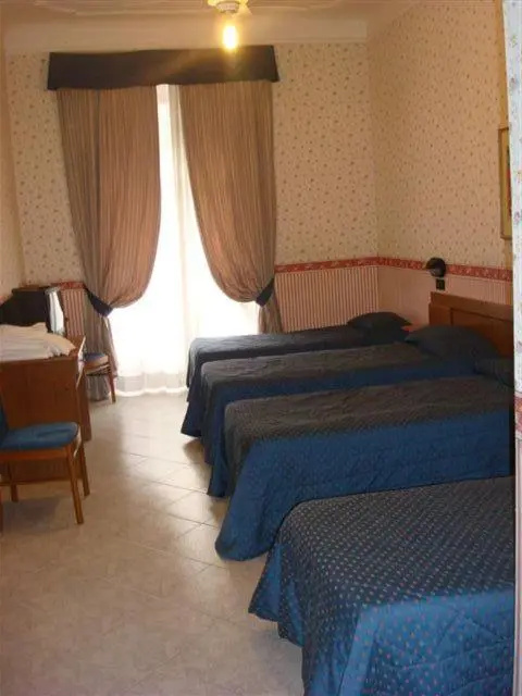 Demetra Capitolina Hotel - Chambres