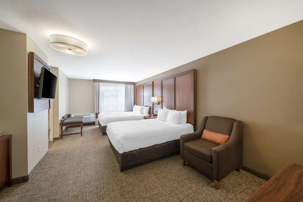 Standard Double room (full double bed)