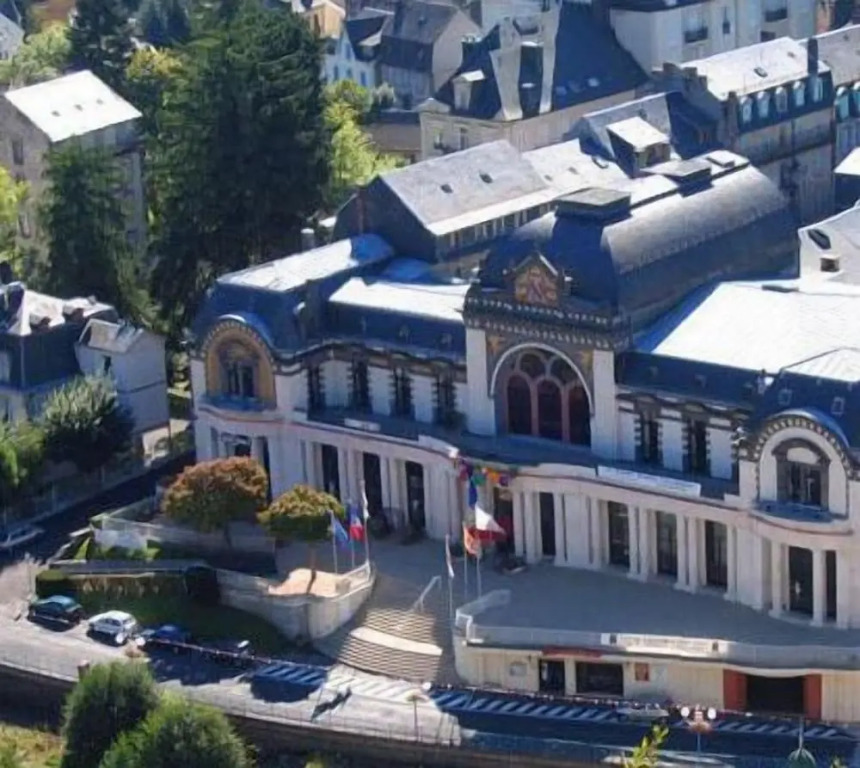 Le Parc Des Fees