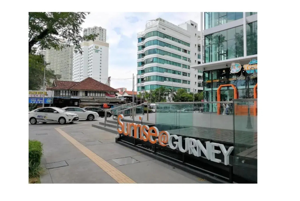 Rumahku Gurney with 270 degree Sea View