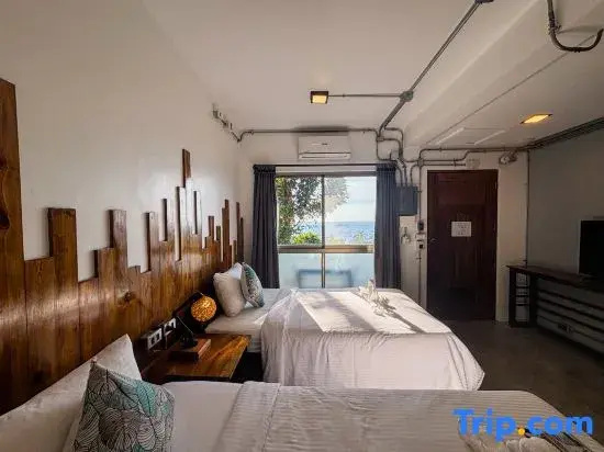 Double Suite (twin beds)