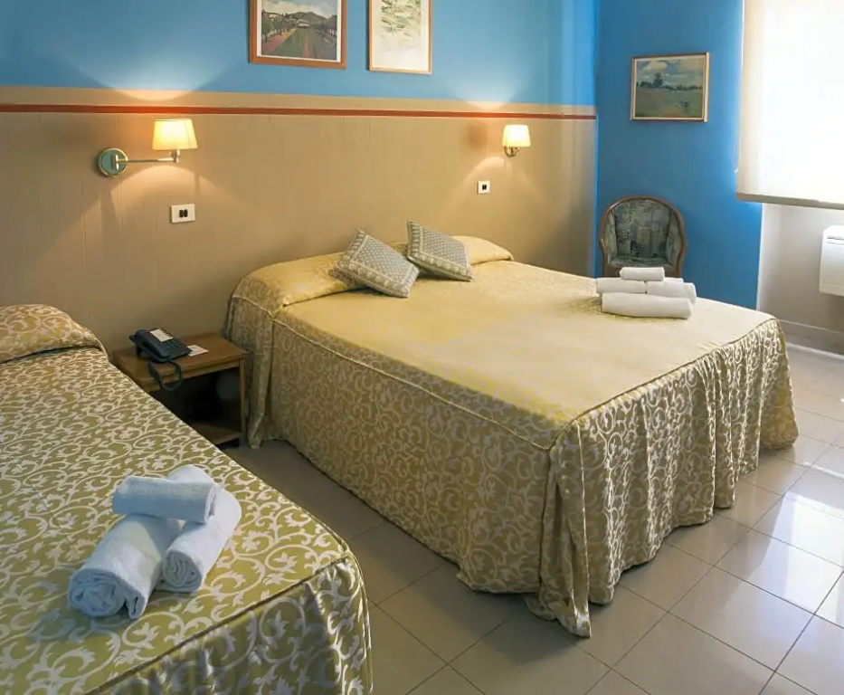 Hotel Plaza - Chambres