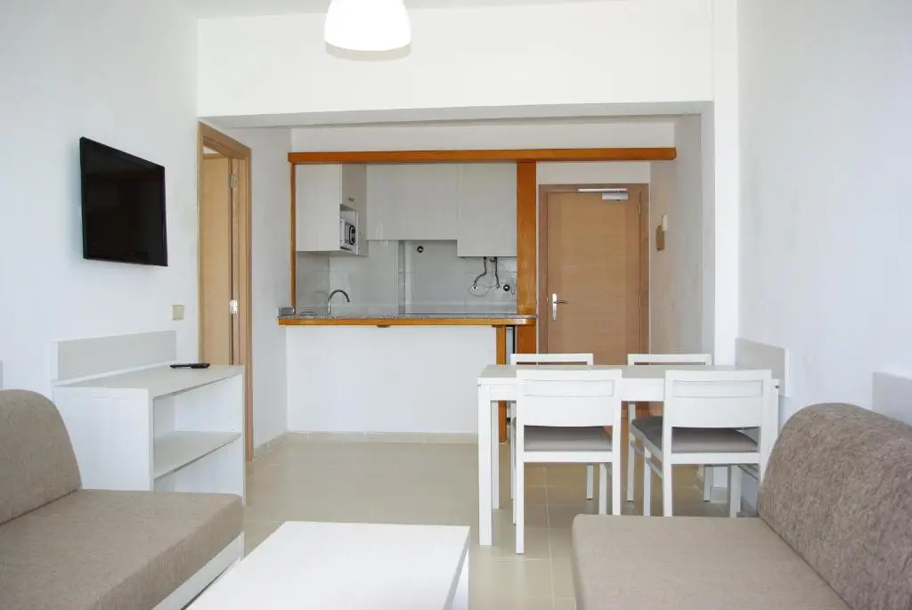 Apartment with sea view