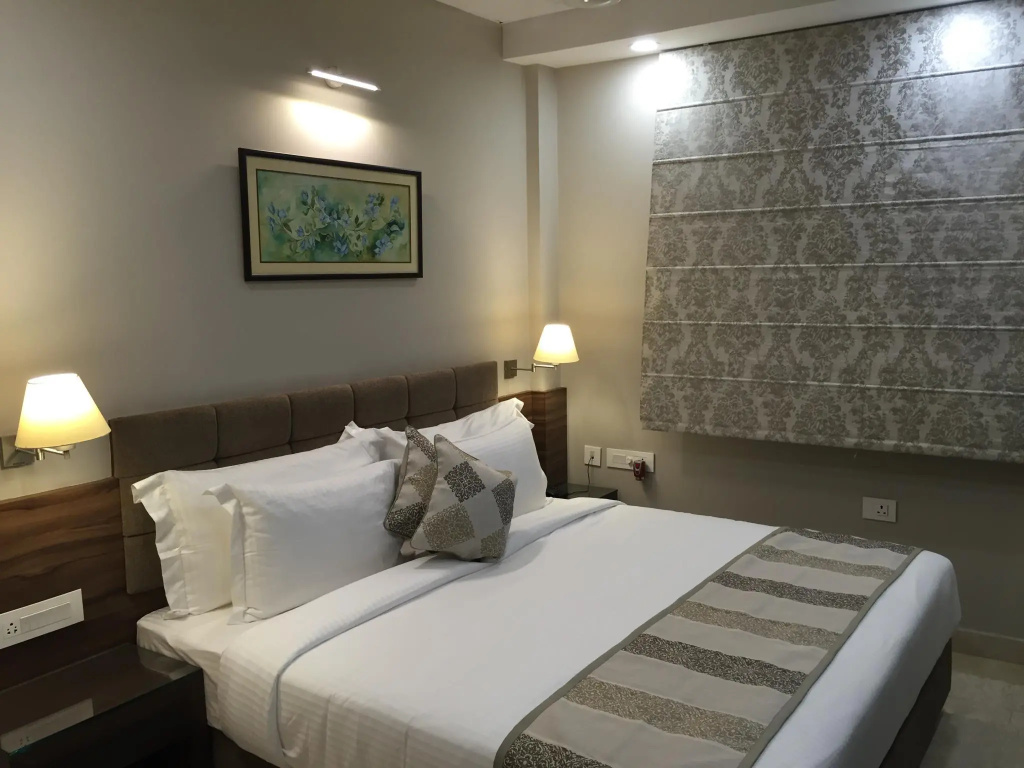 Premium Double room (full double bed)