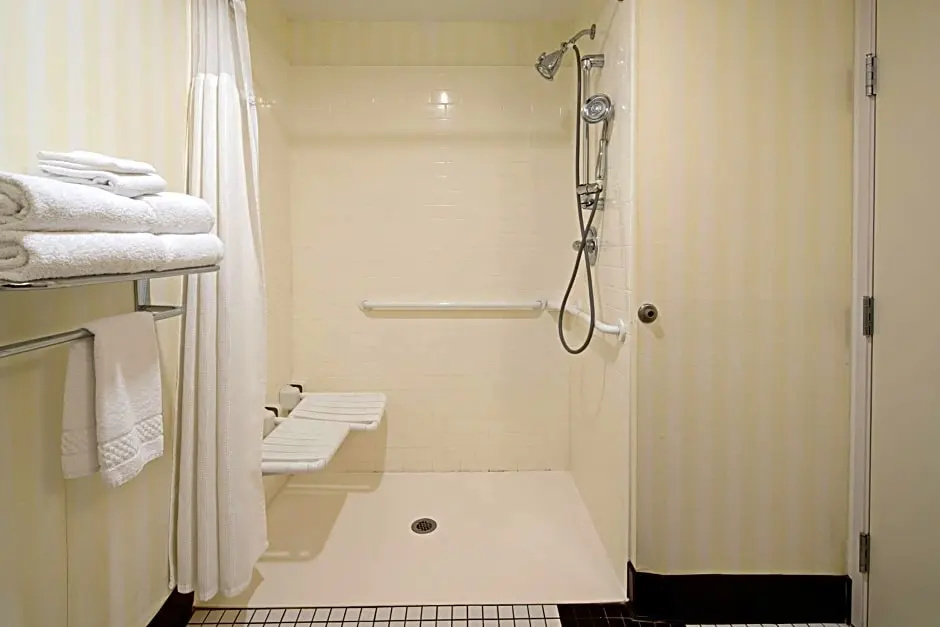 Fairfield Inn & Suites Seattle Bremerton - Chambres