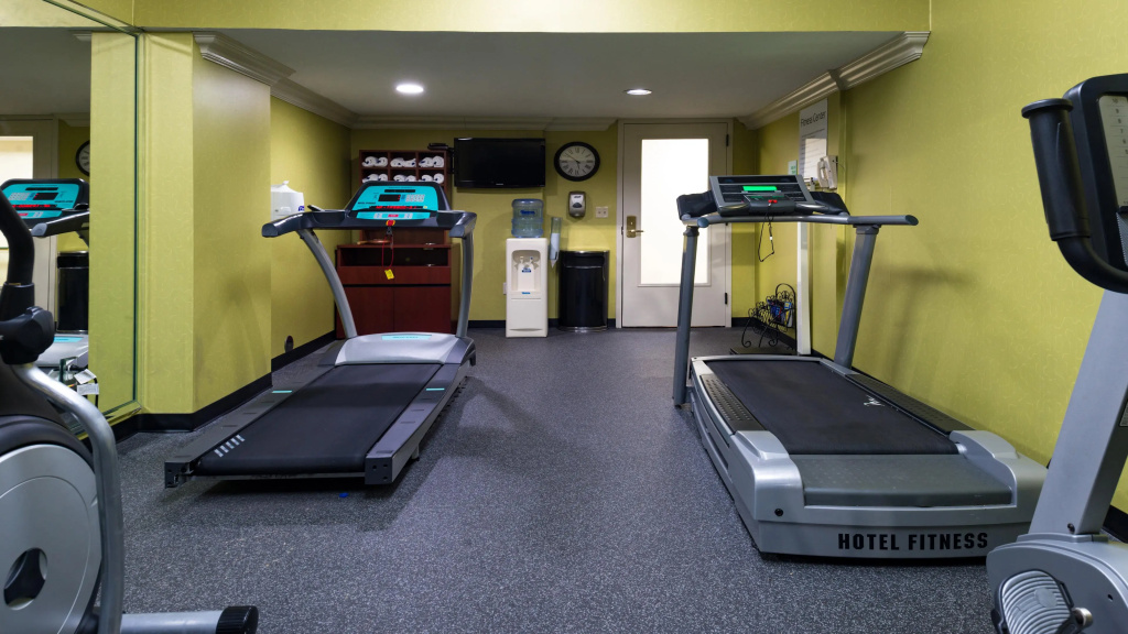 Holiday Inn Hotel & Suites Warren by IHG - фото 19