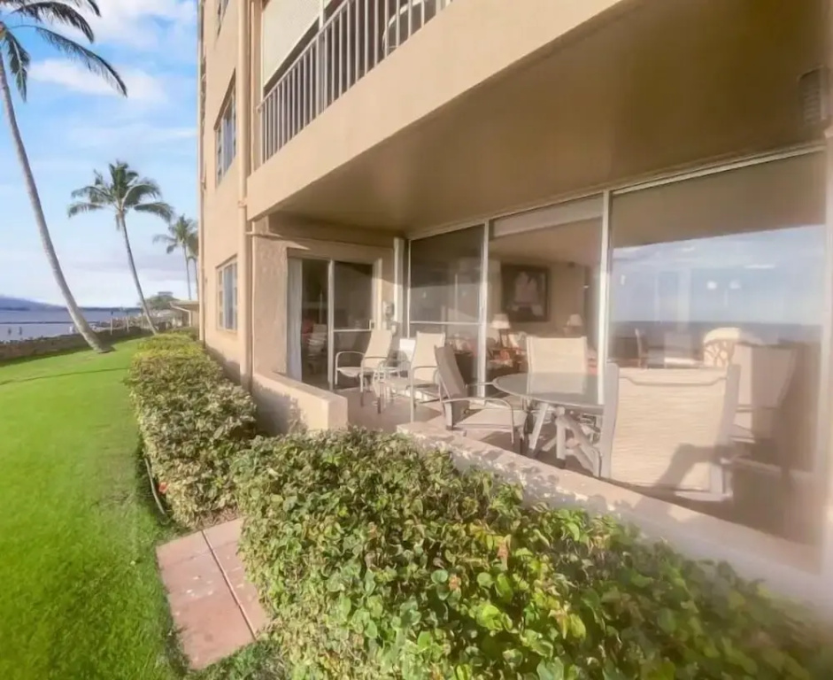 Menehune Shores, #115^ 3 Bedroom Condo by RedAwning