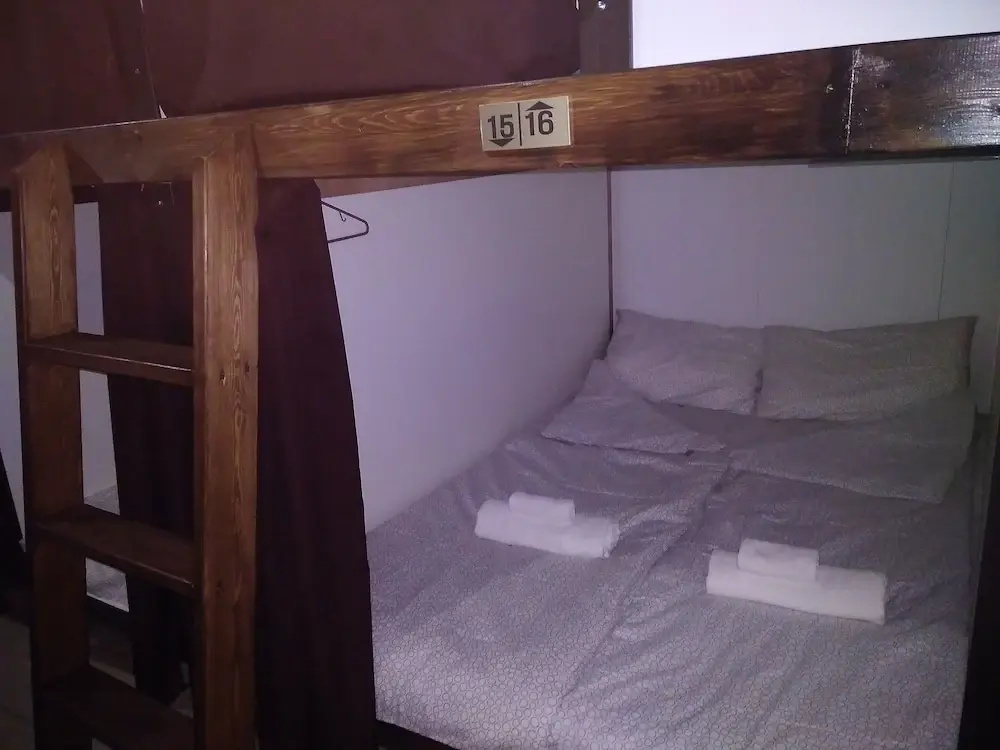 Economy Capsule (full double bed)