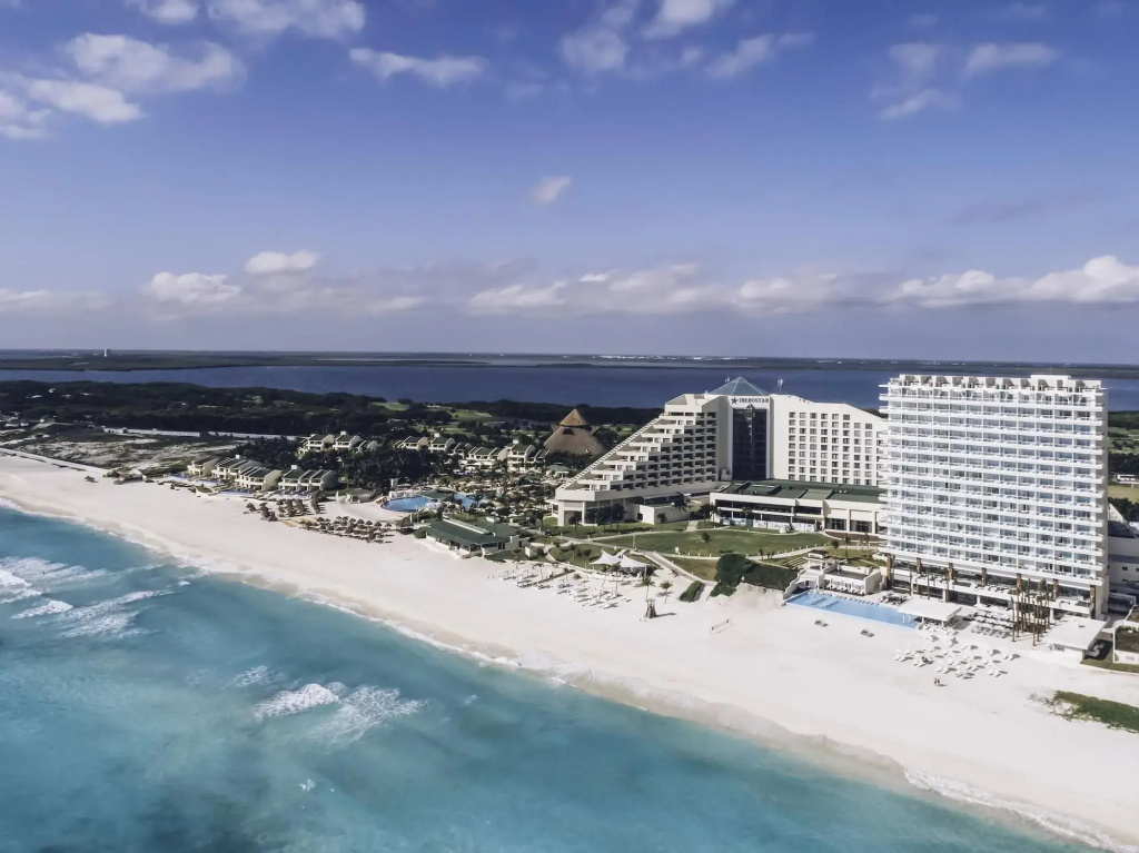 Beach & Waterfront