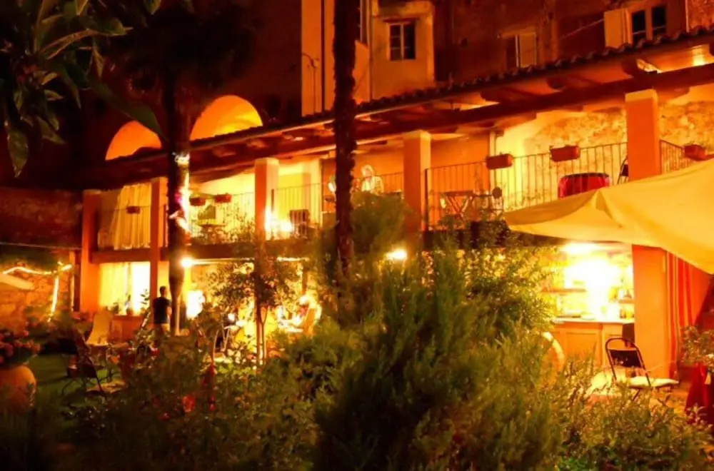 Lori's Inn