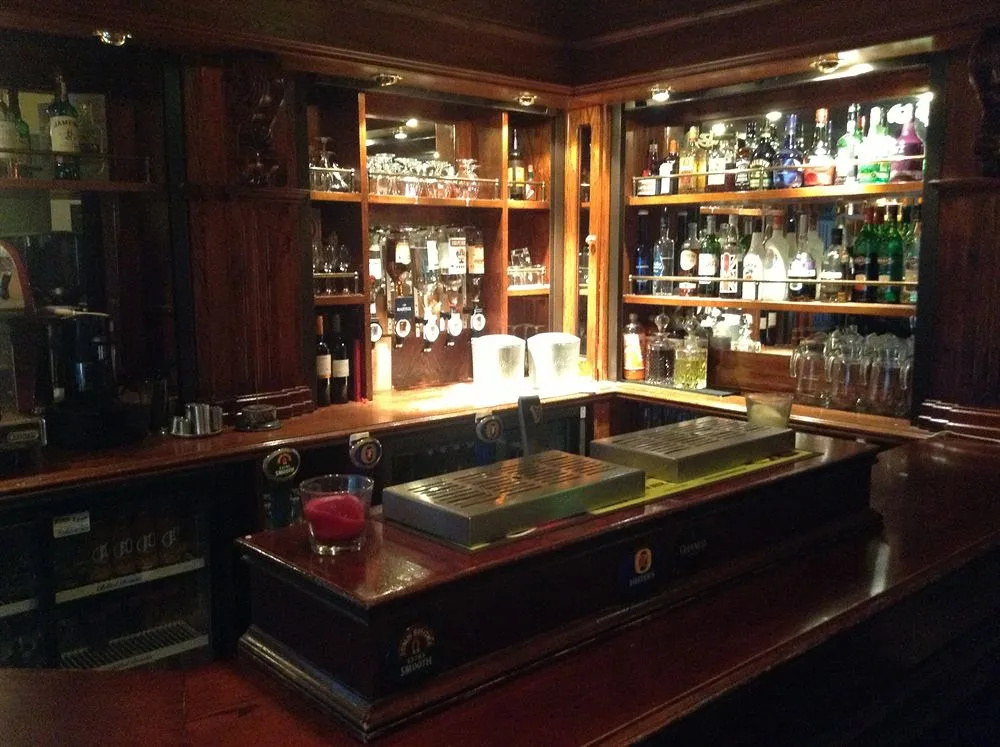 Brook Hall Hotel - Général