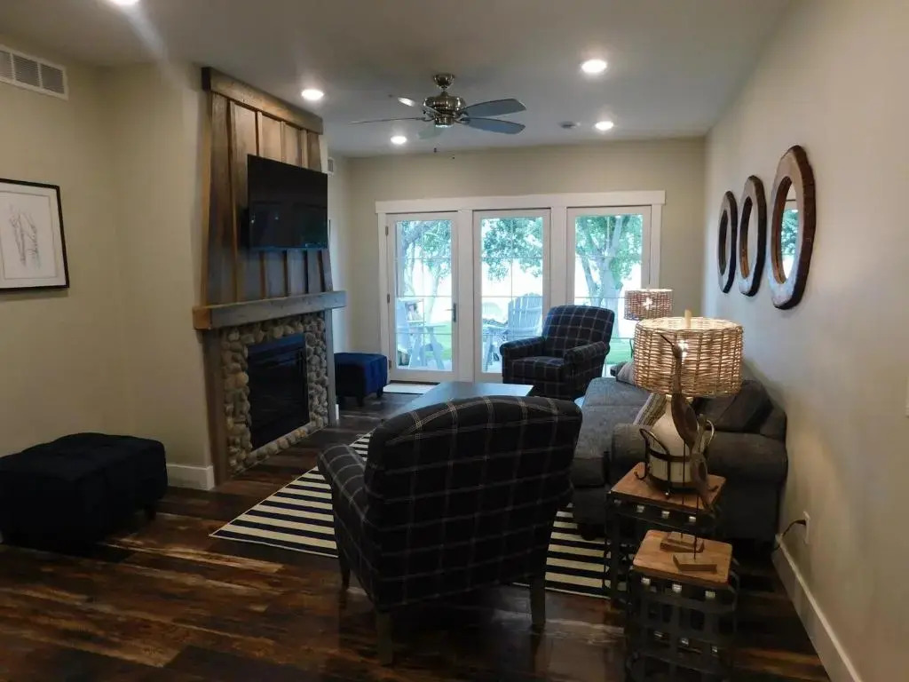 Quarterdeck Resort & Restaurant — фото 2