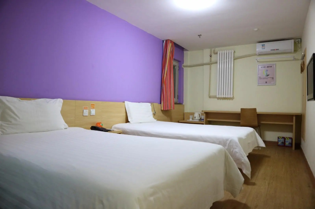 Standard Double room (twin beds)