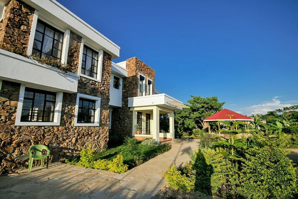 Pikidi Gardens