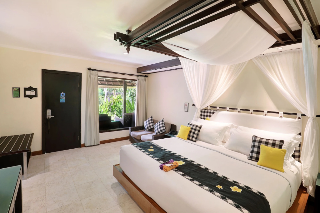 Legian Beach Villas — фото