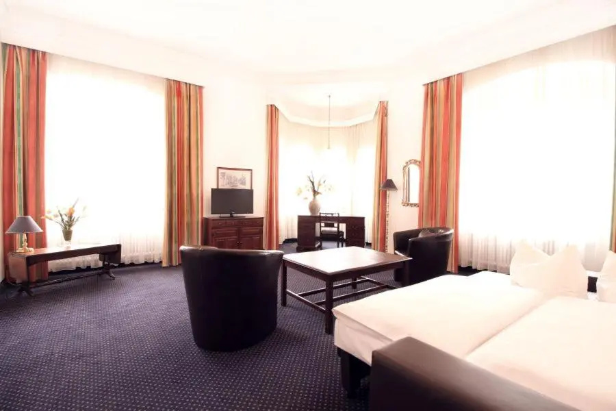 Der Fuerstenhof - Chambres
