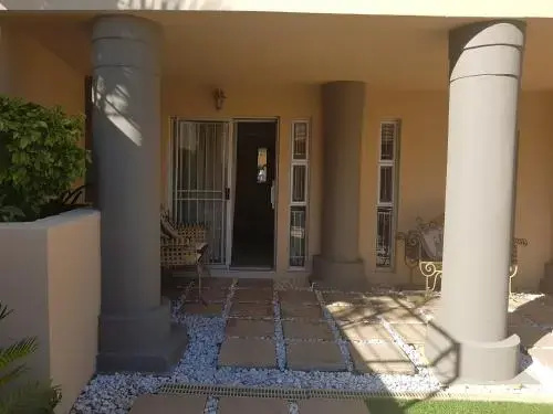 Aquila Guest House