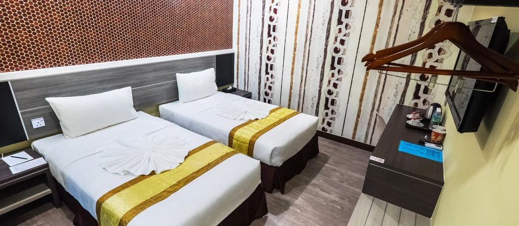 Superior Quadruple room (full double bed)