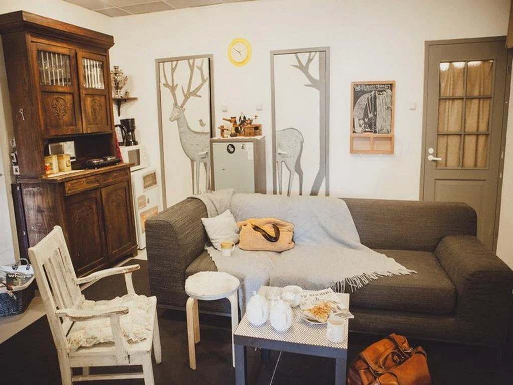 Tabouret Rooms na Mayakovskogo 17