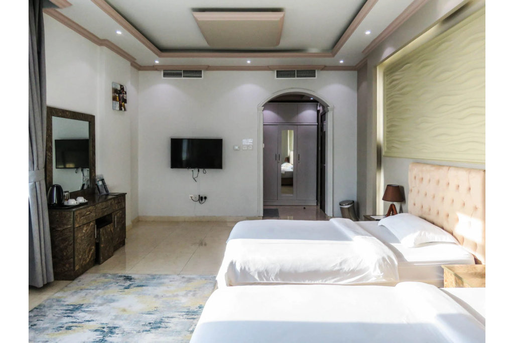 Bareen Hotel — 4