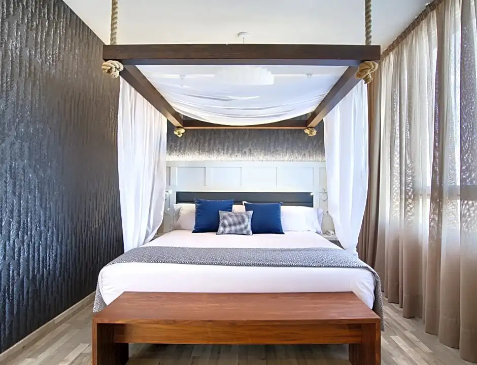 Standard Suite