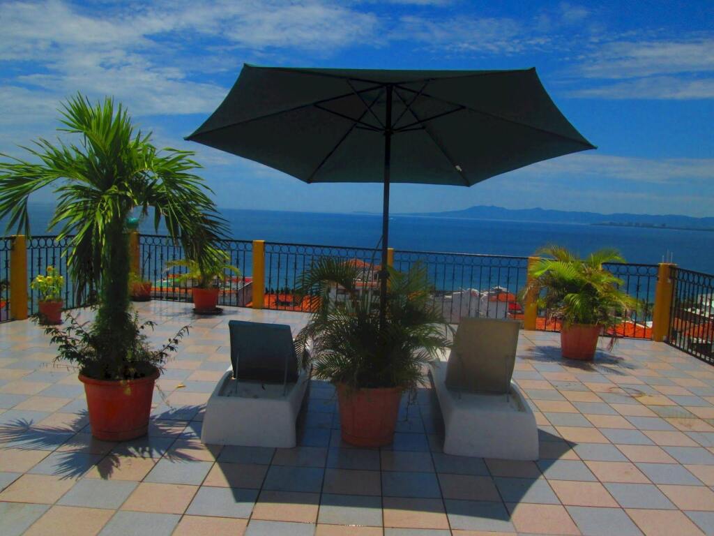 Hostal Vallarta Suites by null