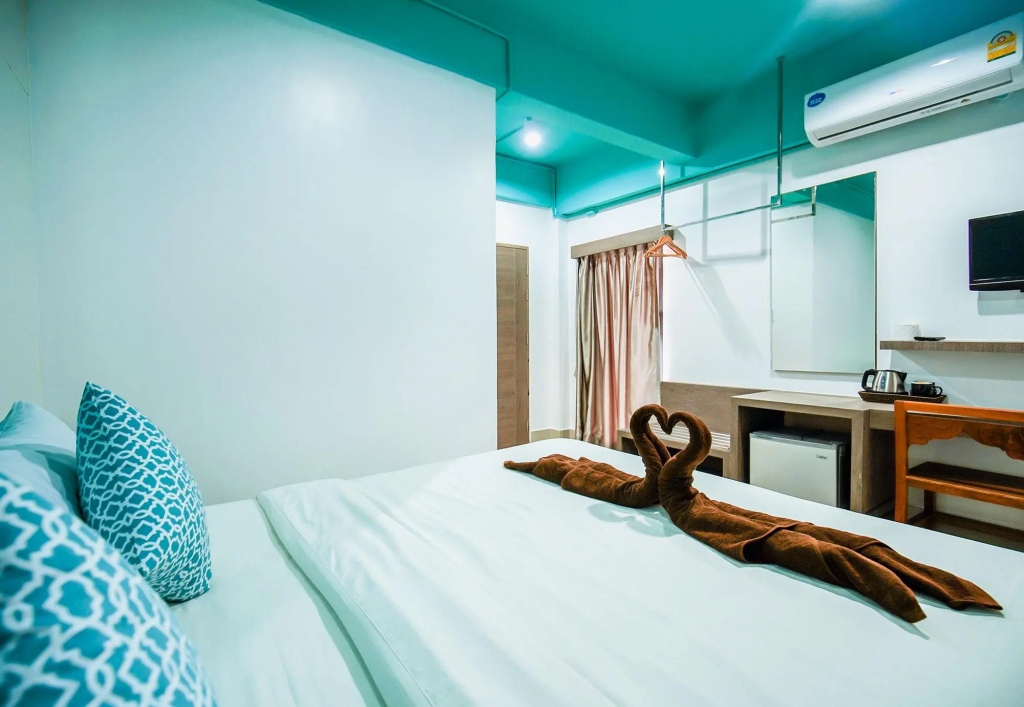 Khaleej Mass Hotel Patong - Chambres