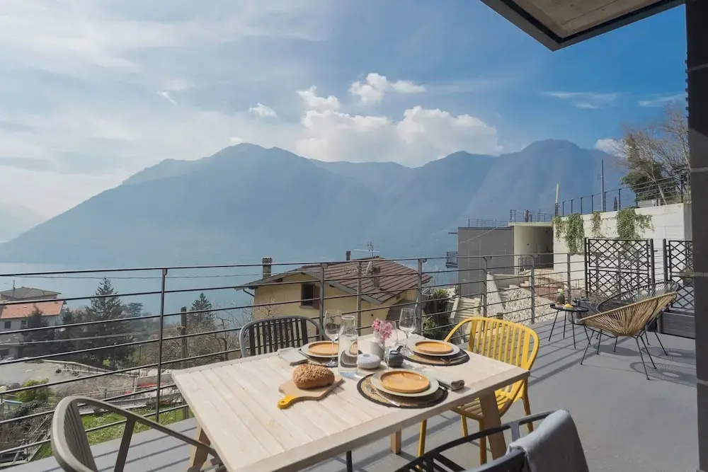Residenza Maxim With Pool by Rent all Como