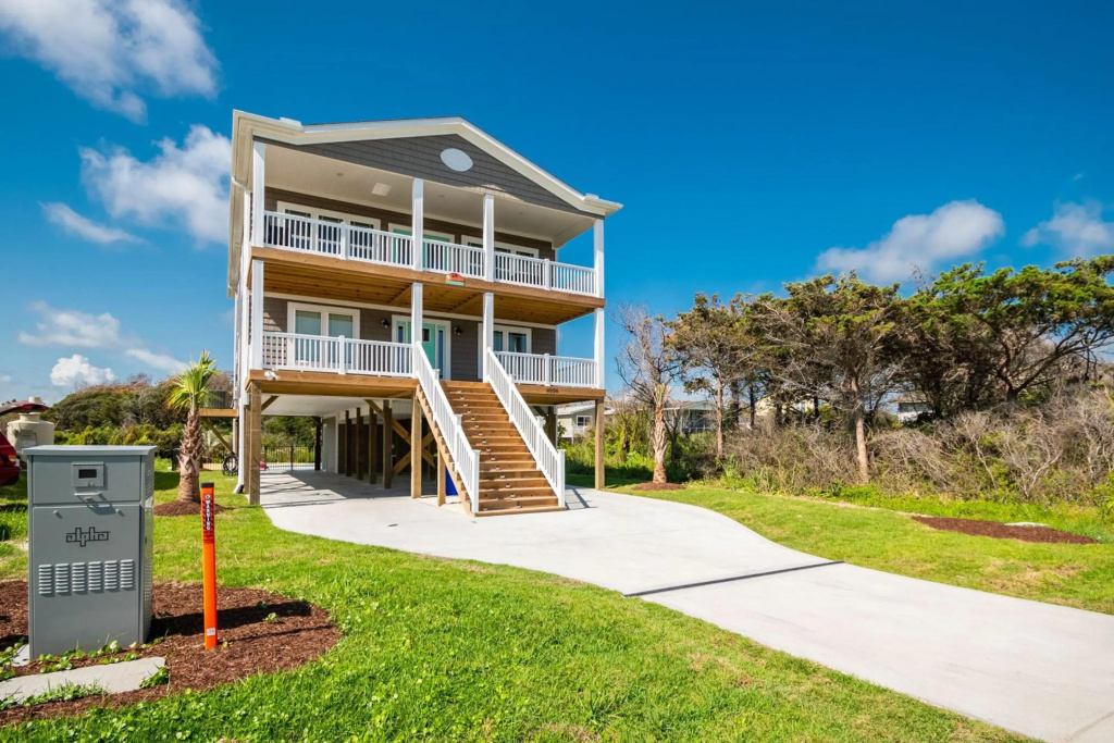 Sweet Sunshine by Oak Island Accommodations