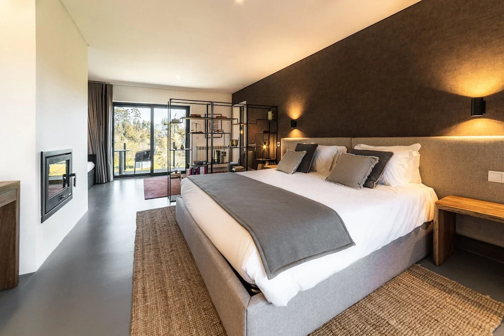 Family Suite with balcony and with garden view
