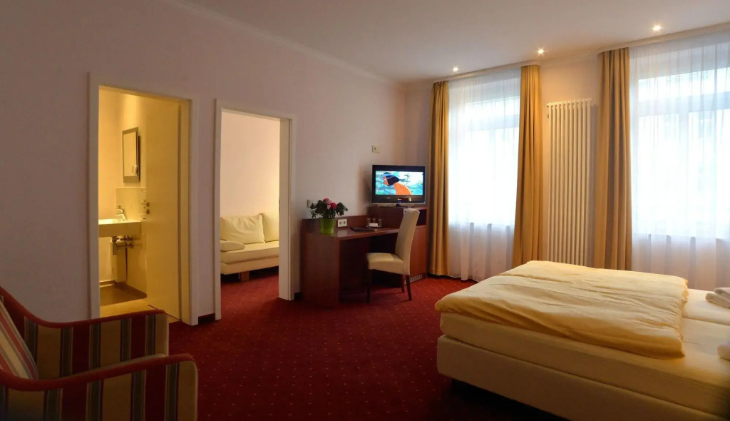 Hotel photo 25
