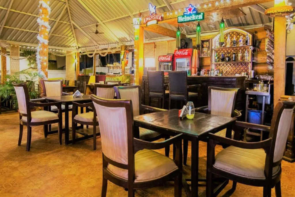 Food & Beverage