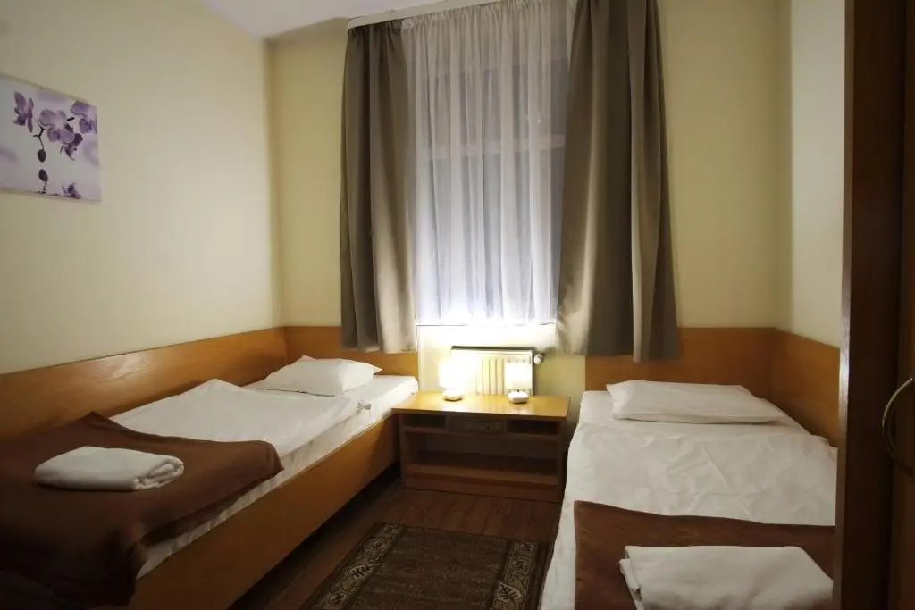 Standard Double room (twin beds)