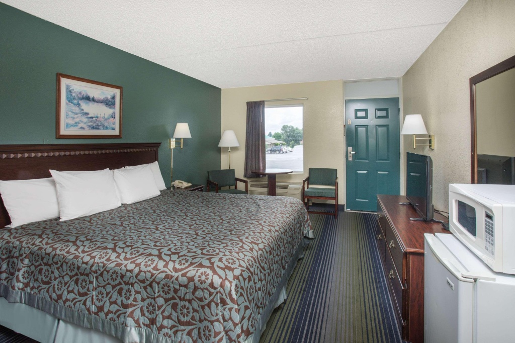 Days Inn Harrison — 2