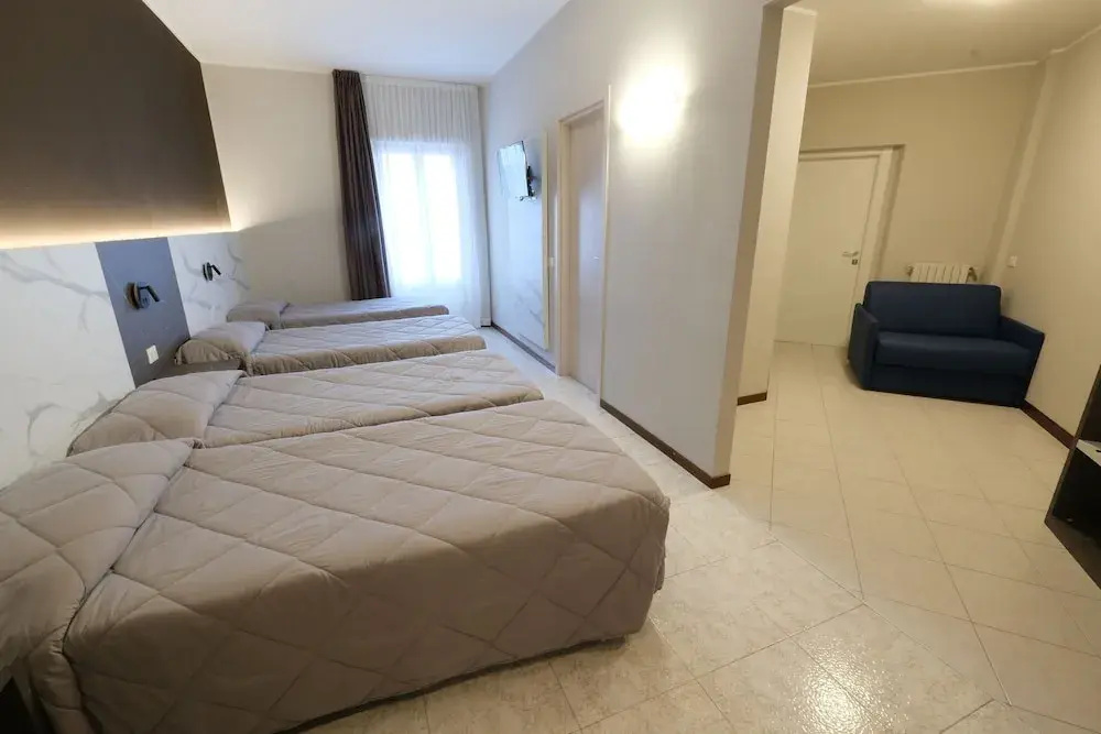 Standard Quadruple room with balcony