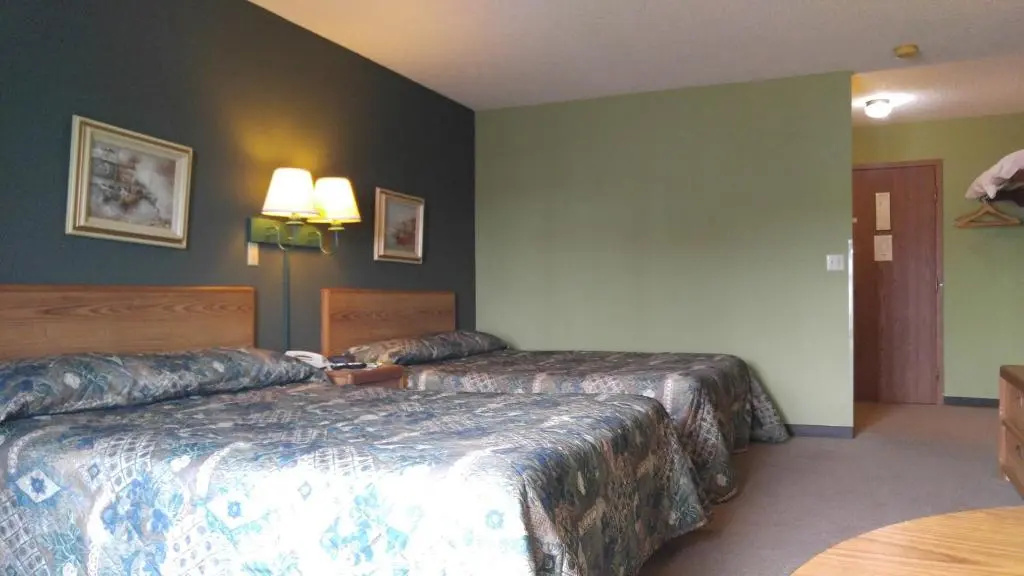 Deluxe Double room with harbour view (full double bed)