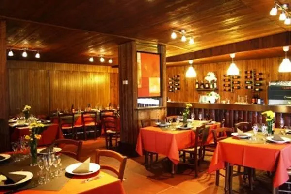 Food & Beverage