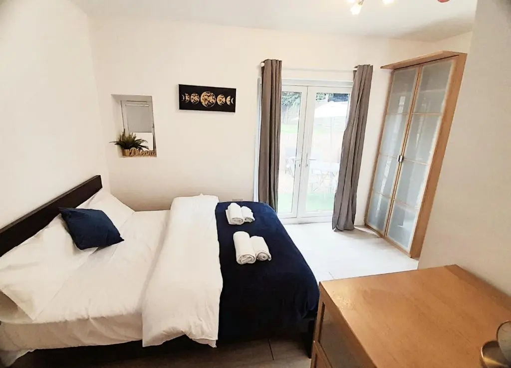 3BR 3Ensuite - Close to station - Parking upon request