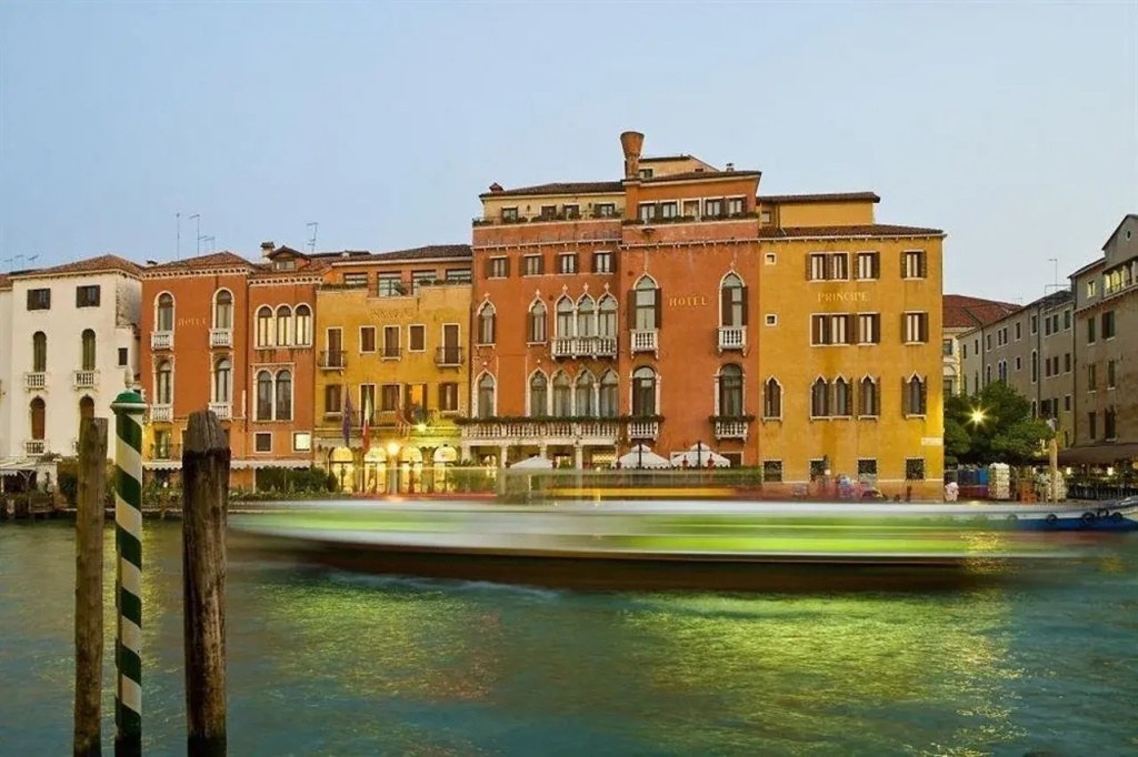 Hotel photo 20