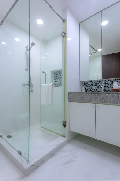 Двухместный люкс Deluxe с балконом двуспальная кровать в Citismart Luxury Apartments