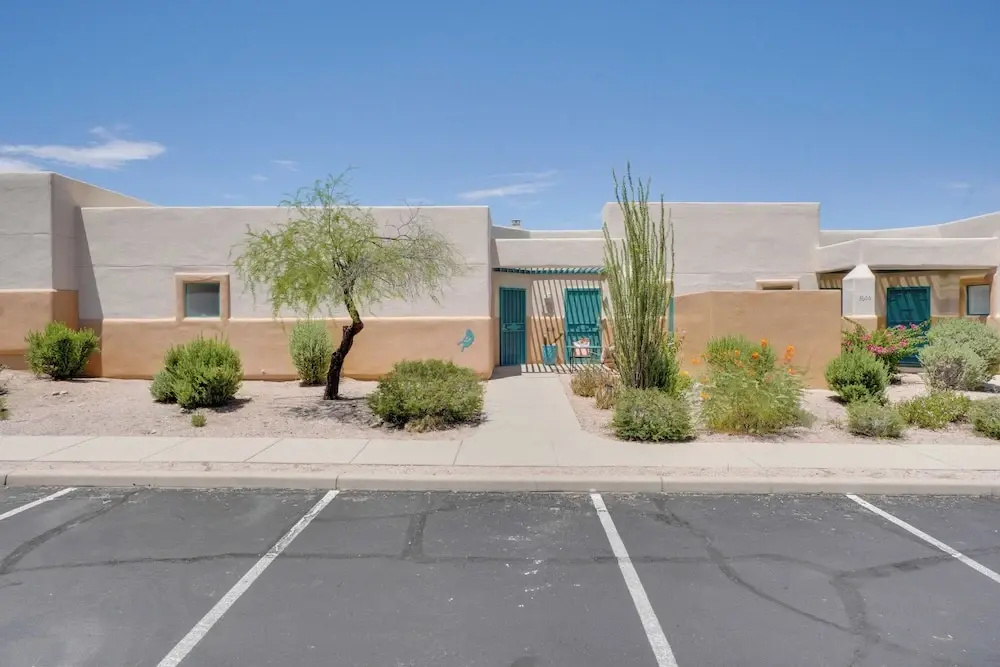 Amazing Desert Views! Tucson Casita on Golf Course